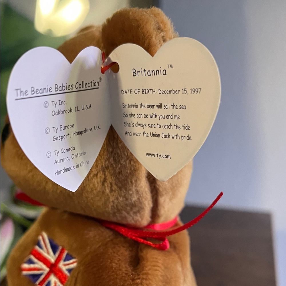 Ty beanie baby Plush Britannia Bear with British Union Jack Flag 1997 - Picture 2 of 6